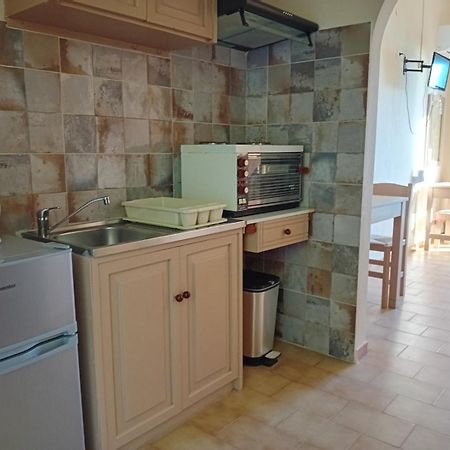 Mandaniki Apartments Vasilias  Chambre photo